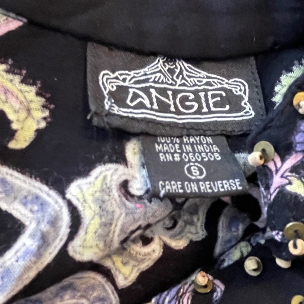 Angie Top - Picture 7 of 7